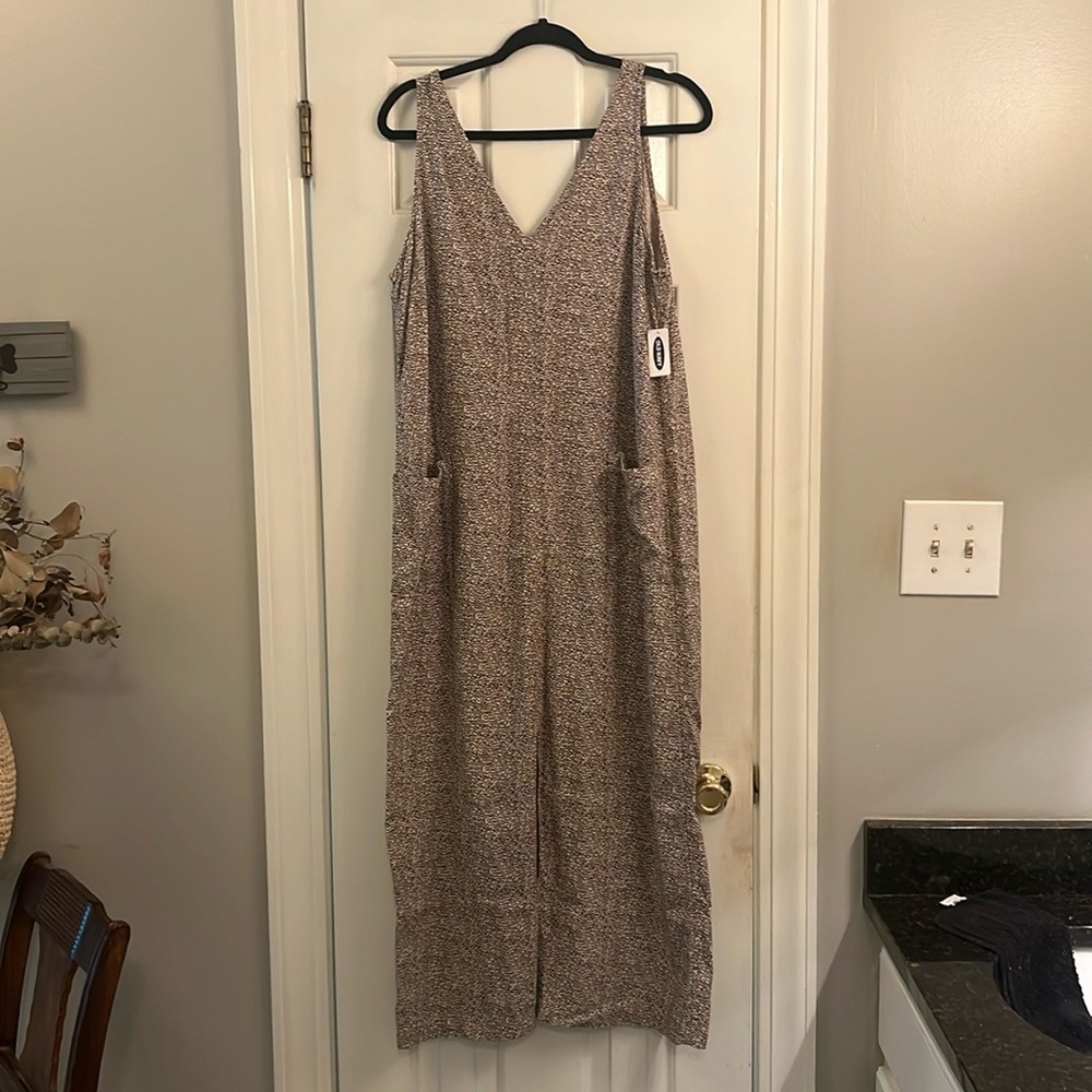Old Navy Medium Sleeveless Split-Front Maxi Shift Dress V-Neck